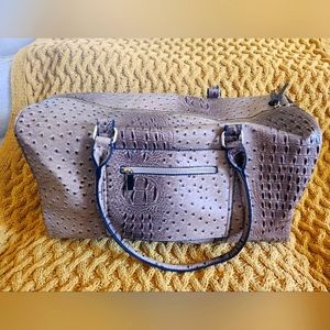 Vegan Ostrich Leather Weekender Bag w/Trolley Sleeve!